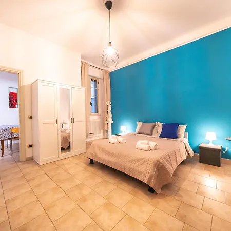 Crispi Street N9 كونفيرسانو